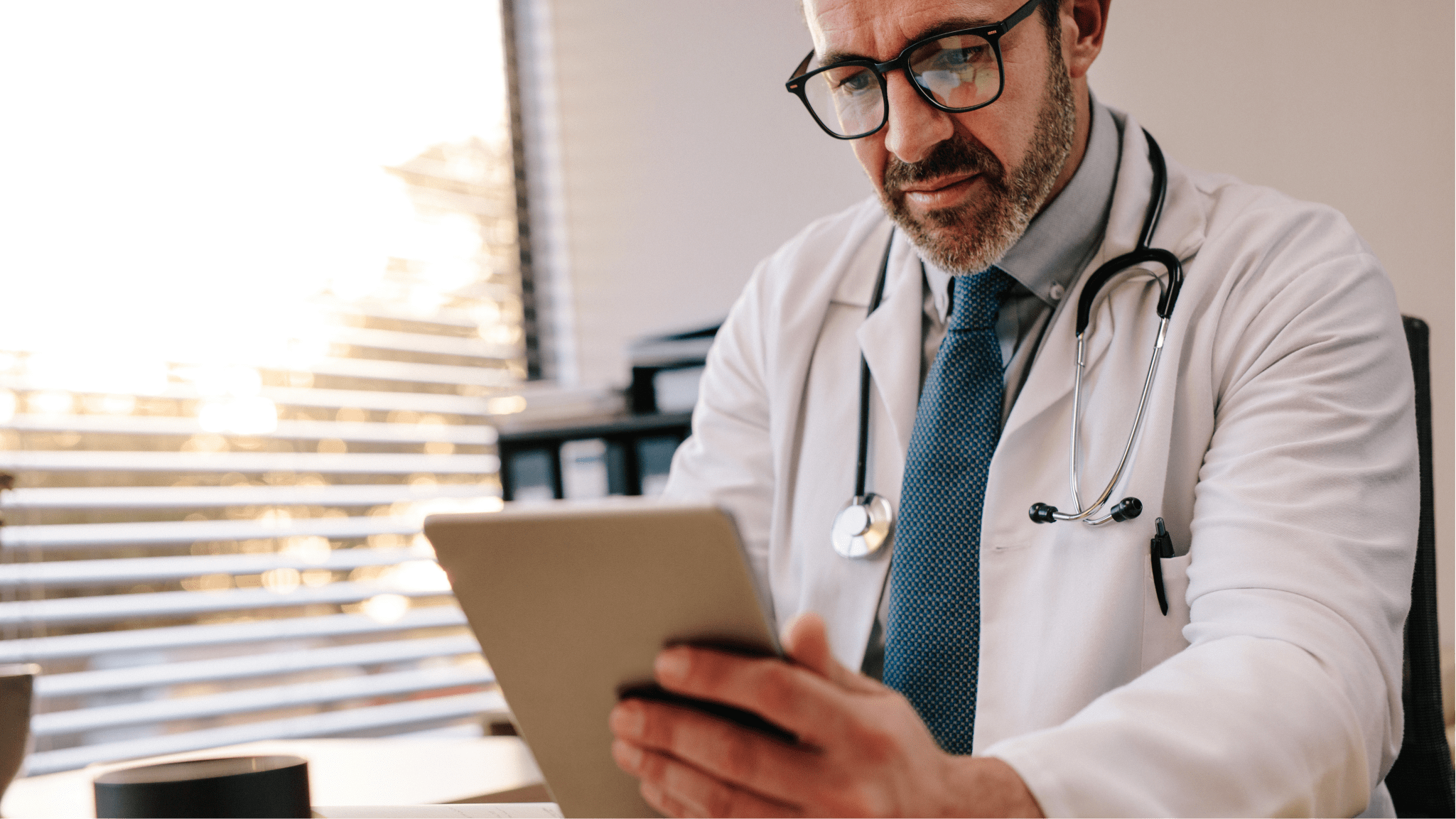 Doctor using a tablet next to a COPD treatment quiz.